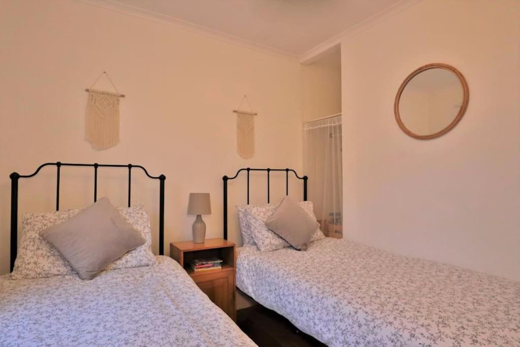 Cute Cottage 4 Mins From Cafes Station And Sea St Leonards-on-Sea Екстер'єр фото